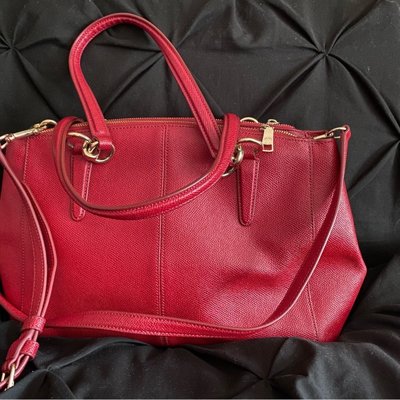 Coach red handbag - Picture 3 of 3